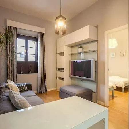 Apartment In Seville